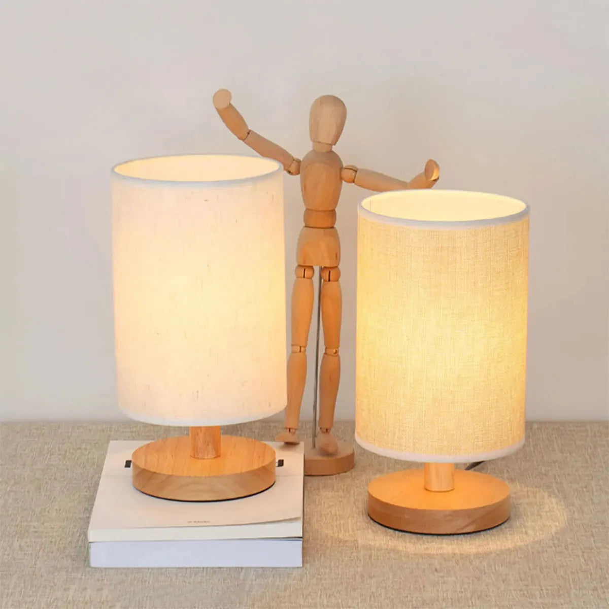 USB Bedside Lamp Night Lights Table Lamp for Bedroom Wooden Desk Lamp Bedside Night Light with Cylinder Lamp Shade Home Decor